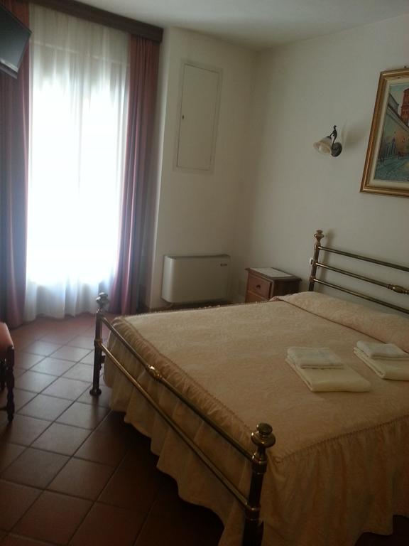 Agriturismo Corte Trincerone マントヴァ エクステリア 写真